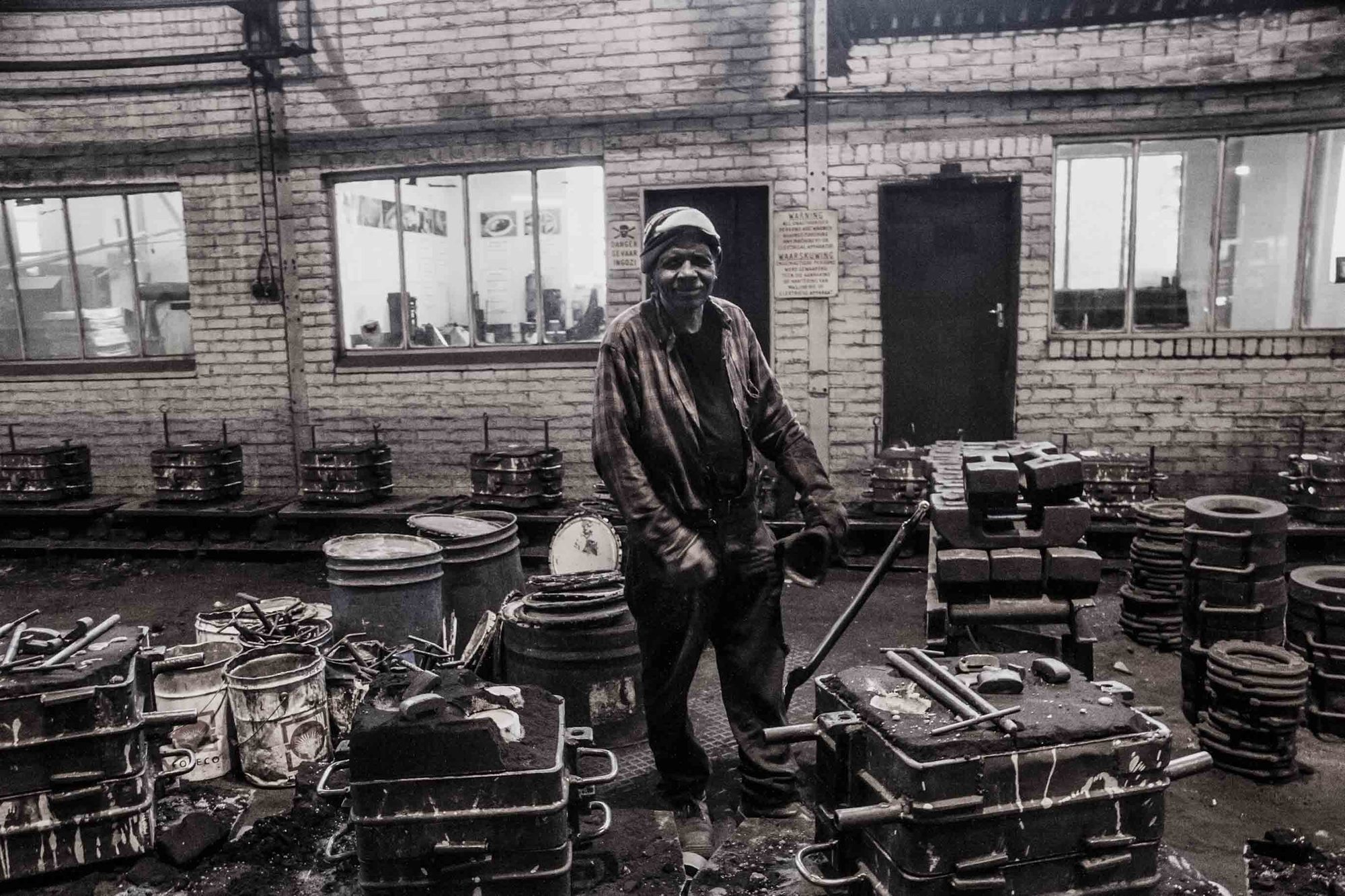 Foundry worker documentary photography by Jade Photography